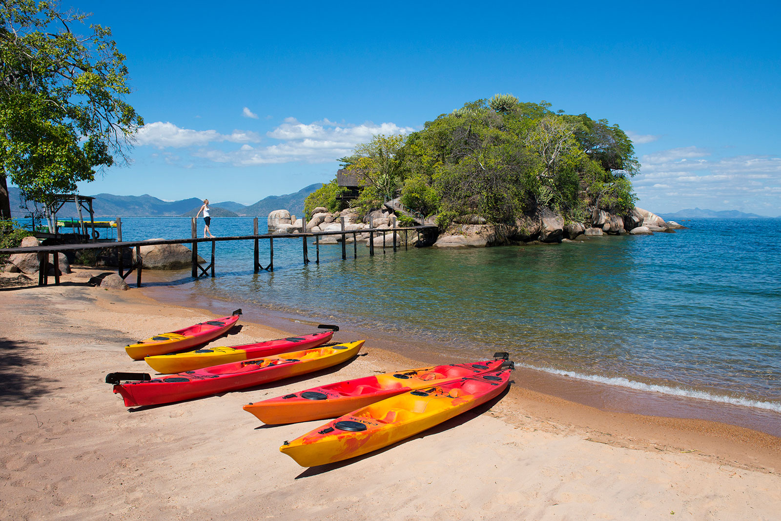 Malawi - Lake Malawi - Mumbo Island15 Safari Atelier - kanoën bij Mumbo Island - Lake Malawi - Malawi - romantische accommodaties in Afrika